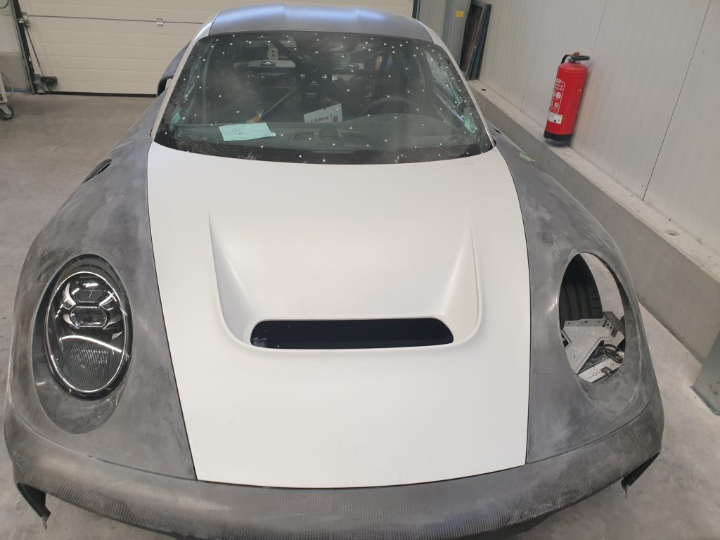 Porsche Marsien Montage Scheinwerfer (5)